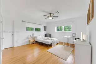 4801 University Dr, Coral Gables, FL 33146 - Photo 25