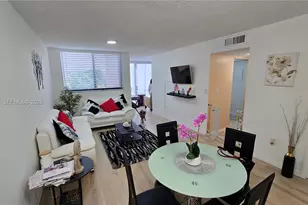 9400 W Flagler St, Miami, FL 33174 - Photo 7