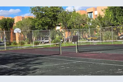 9400 W Flagler St #308, Miami, FL 33174 - Photo 31