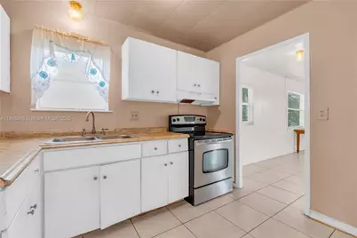 2005 NW 11th Ave, Fort Lauderdale, FL 33311 - Photo 15