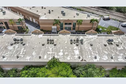 20129 NE 16th Pl #20129, Miami, FL 33179 - Photo 31