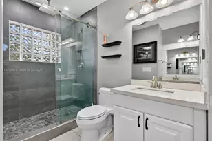 801 Holly Ln, Plantation, FL 33317 - Photo 25