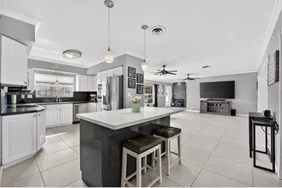 801 Holly Ln, Plantation, FL 33317 - Photo 13