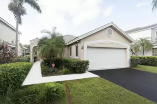 2917 Myrtle Oak Cir, Davie, FL 33328 - Photo 1