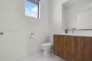 4963 NW 83rd Path, Doral, FL 33166 - Photo 33