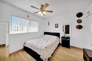 5402 SW 128th Pl, Miami, FL 33175 - Photo 9