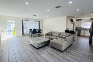 911 N 14th Ave, Hollywood, FL 33020 - Photo 17