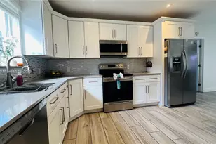 911 N 14th Ave, Hollywood, FL 33020 - Photo 7