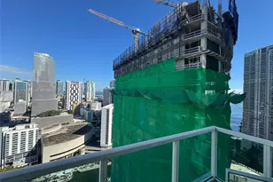 41 SE 5th St, Miami, FL 33131 - Photo 27