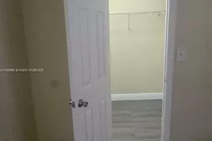 230 SW 117th Terrace, Pembroke Pines, FL 33025 - Photo 25