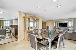 16711 Collins Ave, Sunny Isles Beach, FL 33160 - Photo 13