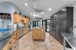 22800 SW 157th Ave, Miami, FL 33170 - Photo 17