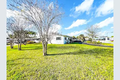 3049 NW 6th Ave, Wilton Manors, FL 33311 - Photo 17