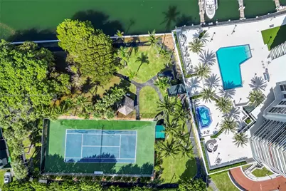 5500 Collins Ave #1104, Miami Beach, FL 33140 - Photo 17