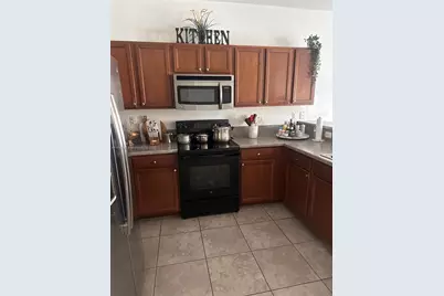 8867 W 35th Way, Hialeah, FL 33018 - Photo 7