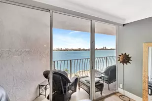 7601 E Treasure Dr, North Bay Village, FL 33141 - Photo 25