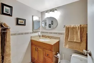 7601 E Treasure Dr, North Bay Village, FL 33141 - Photo 23