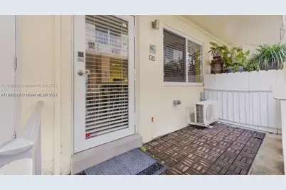 626 Meridian Ave #5, Miami Beach, FL 33139 - Photo 17