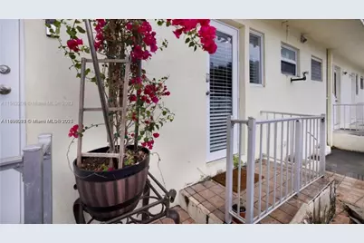 626 Meridian Ave #5, Miami Beach, FL 33139 - Photo 15