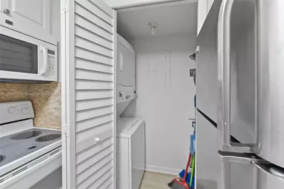 301 Racquet Club Rd #103, Weston, FL 33326 - Photo 13