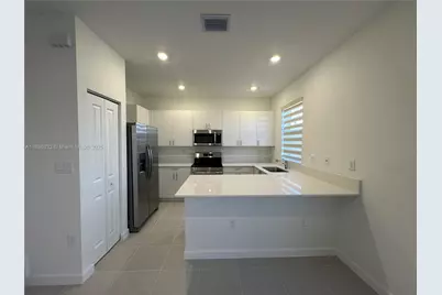 16311 SW 292nd St, Homestead, FL 33033 - Photo 7