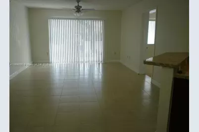 4155 N Haverhill Rd #1402, West Palm Beach, FL 33417 - Photo 9
