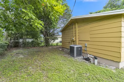 2005 NW 11th Ave, Fort Lauderdale, FL 33311 - Photo 3