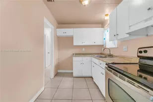 2005 NW 11th Ave, Fort Lauderdale, FL 33311 - Photo 17
