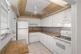 3020 Marcos Dr, Aventura, FL 33160 - Photo 15