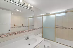 3020 Marcos Dr, Aventura, FL 33160 - Photo 23