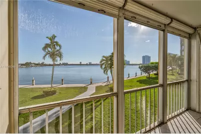 3020 Marcos Dr #S208, Aventura, FL 33160 - Photo 5