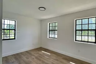 535 Harem Ave, Opa-Locka, FL 33054 - Photo 13