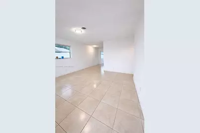 5404 NW 26th Rd, Tamarac, FL 33309 - Photo 15
