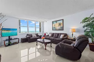 2101 S Ocean Dr, Hollywood, FL 33019 - Photo 9