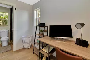 833 W 39th St, Miami Beach, FL 33140 - Photo 9
