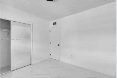 4050 NW 135th St #21-11, Opa-Locka, FL 33054 - Photo 11