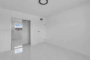 4050 NW 135th St, Opa-Locka, FL 33054 - Photo 15