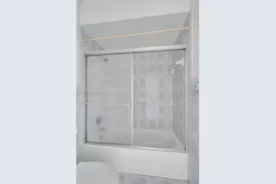 4050 NW 135th St #21-11, Opa-Locka, FL 33054 - Photo 13