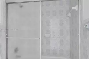 4050 NW 135th St, Opa-Locka, FL 33054 - Photo 13