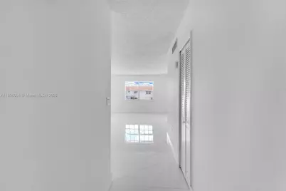 4050 NW 135th St #21-11, Opa-Locka, FL 33054 - Photo 3