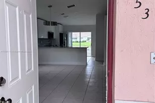 553 NW 208th Terrace, Pembroke Pines, FL 33029 - Photo 3