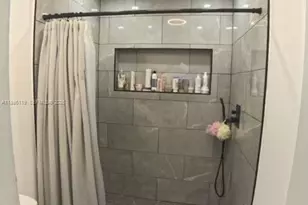 9441 NW 15th St, Pembroke Pines, FL 33024 - Photo 23