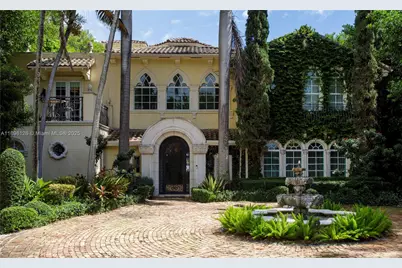 5801 Pine Tree Dr, Miami Beach, FL 33140 - Photo 3