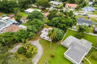 28 NE 164th St, Miami, FL 33162 - Photo 1