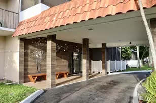 4164 Inverrary Dr, Lauderhill, FL 33319 - Photo 3