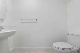 2405 NW 131st Cir, Miami, FL 33167 - Photo 11