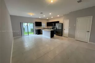 1120 SW 7th Ct, Florida City, FL 33034 - Photo 3