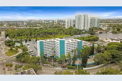 1700 NW N River Dr #201, Miami, FL 33125 - Photo 13