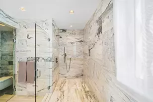 50 South Pointe Dr, Miami Beach, FL 33139 - Photo 29