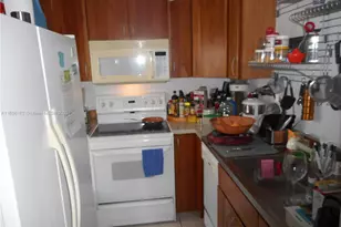 9700 E Bay Harbor Dr, Bay Harbor Islands, FL 33154 - Photo 7